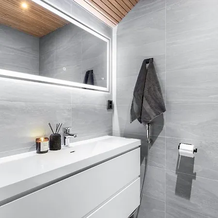 Westwind Nest A2 By Hilla Ylläsjärvi